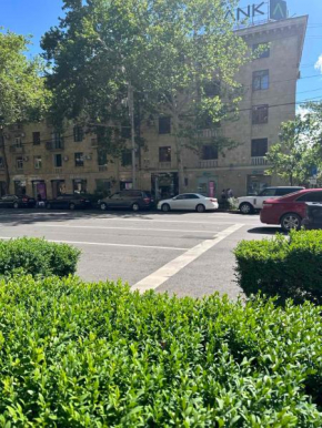 Downtown Apartment - Yerevan